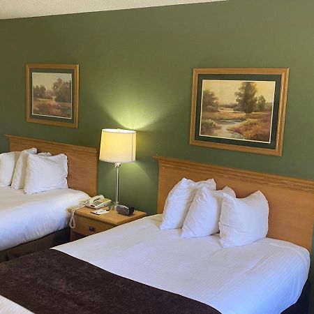 Baymont By Wyndham Robinson Hotel Eksteriør billede
