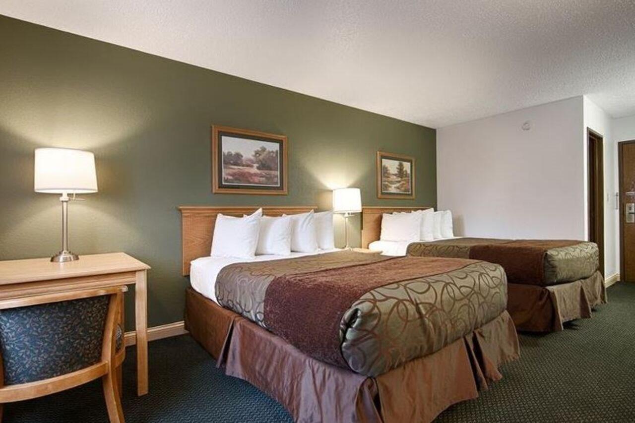 Baymont By Wyndham Robinson Hotel Eksteriør billede