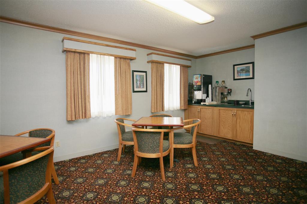 Baymont By Wyndham Robinson Hotel Restaurant billede